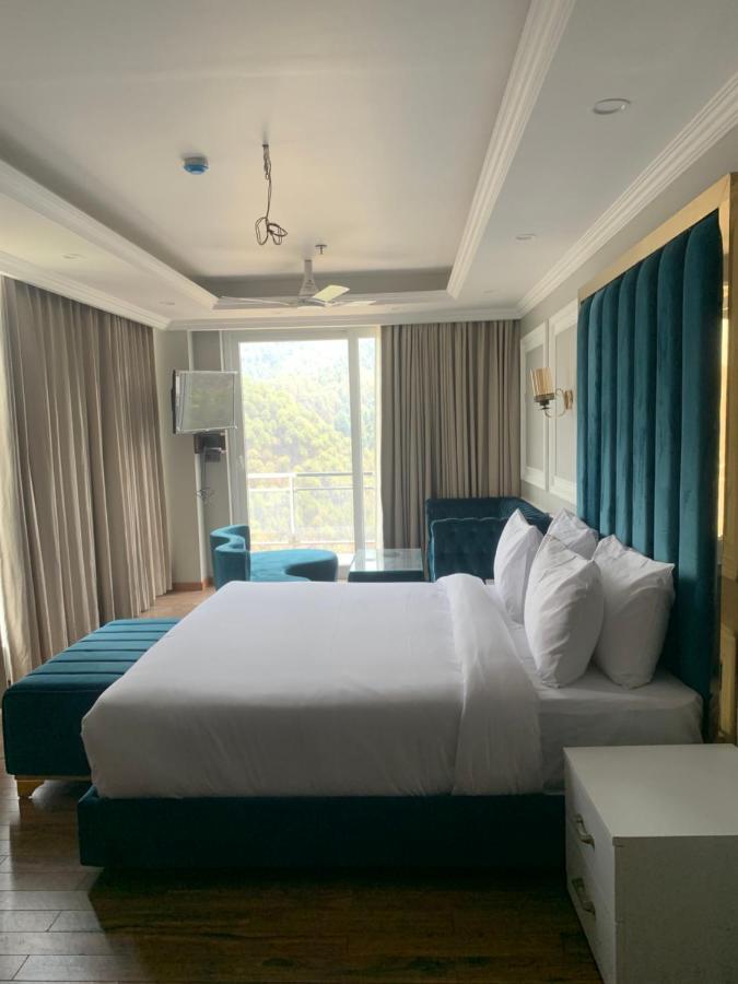 Claret Inn & Suite Dalhousie Ngoại thất bức ảnh