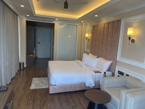Claret Inn & Suite Dalhousie Ngoại thất bức ảnh
